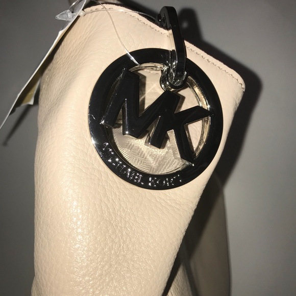 Michael Kors Fulton Shoulder Bag - Picture 3 of 4